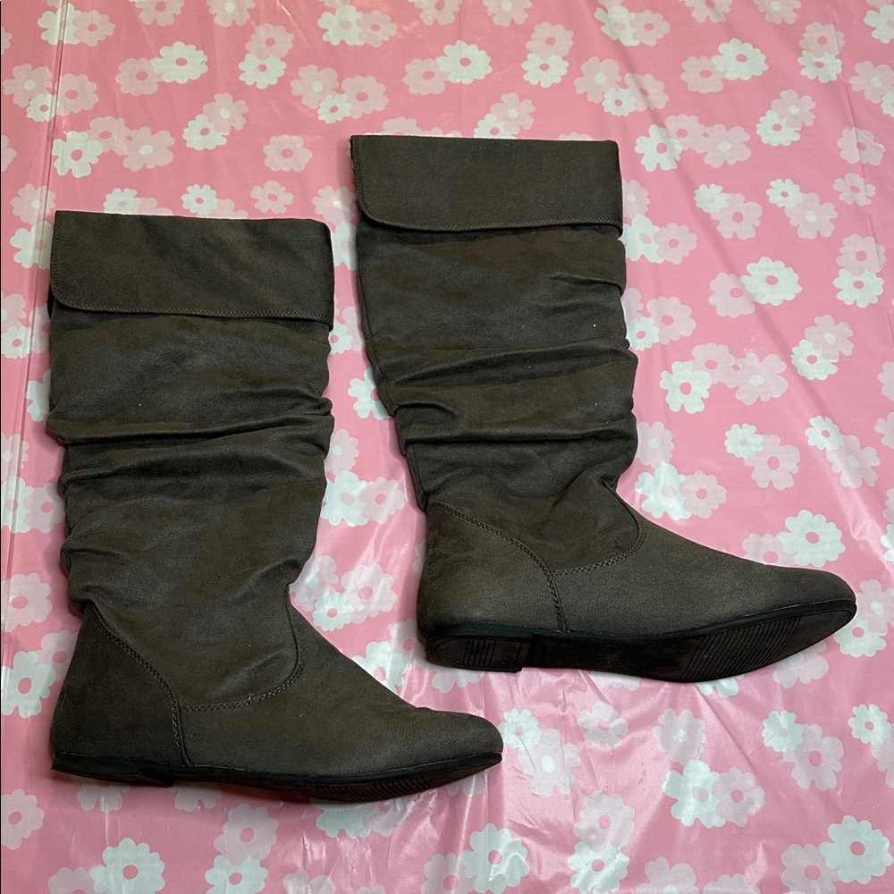 Stylish Gray Slouch Boots for Women